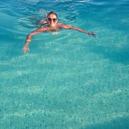 School Motorhome Park Ovoa