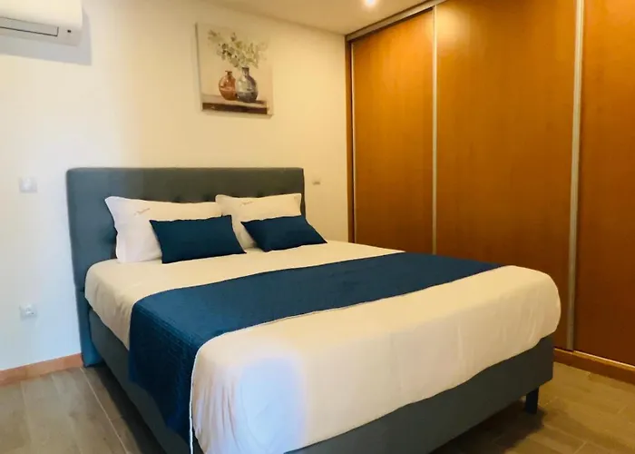 בית נופש School Motorhome Park